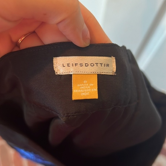 Leifsdottir Embroidered Flower Anthropologie Pencil Skirt size 8 - Picture 3 of 4